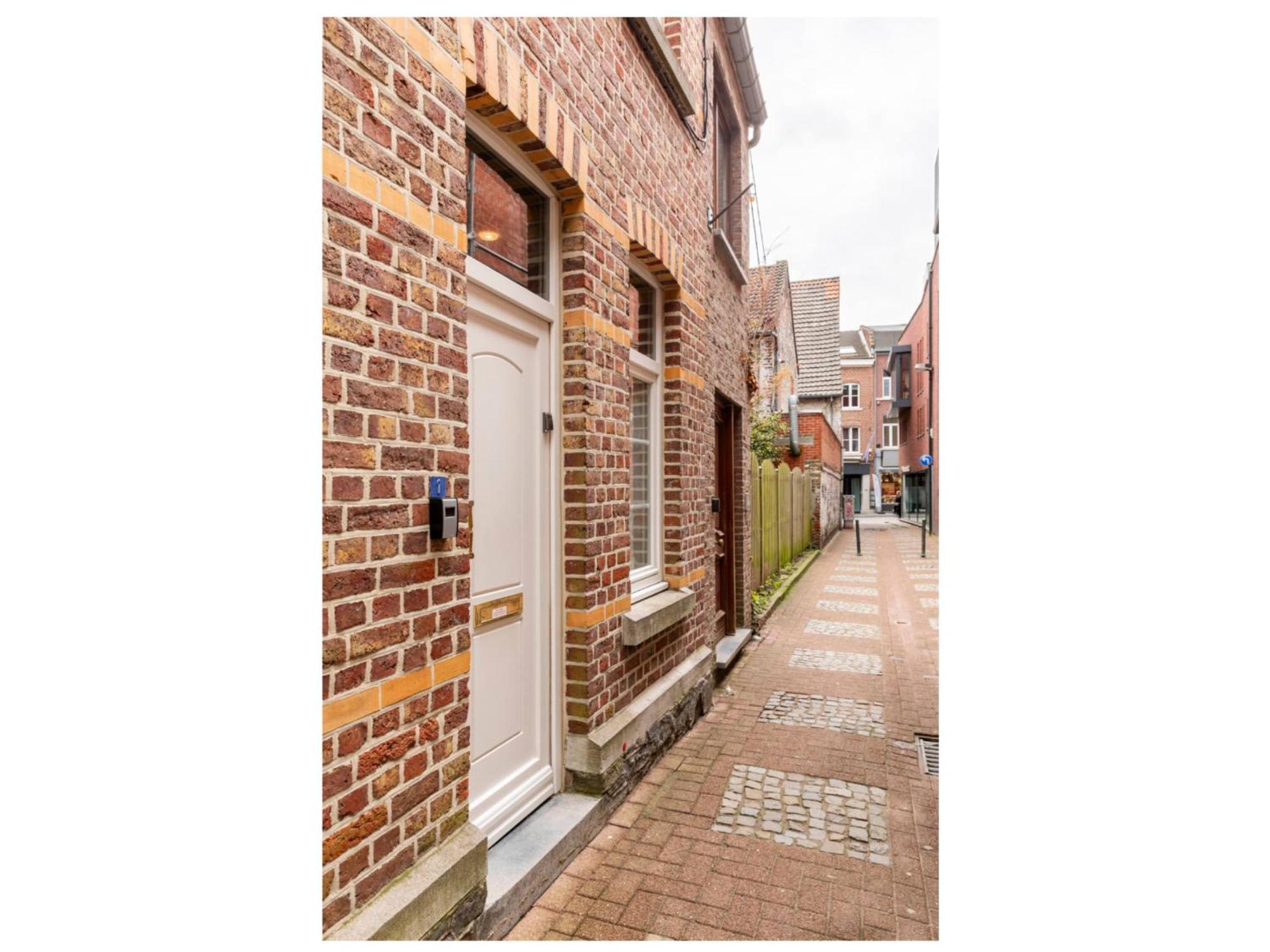 Вилла Tongeren Schuttersgang 1 Экстерьер фото
